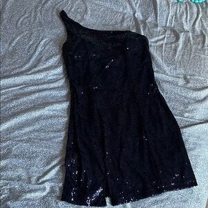 Elegant Black One-Shoulder Mini Dress